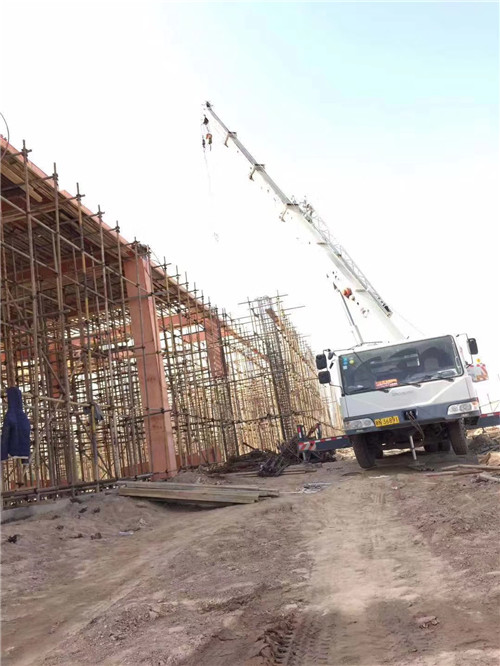 张家口市吊车作业的安全注意事项有哪些？