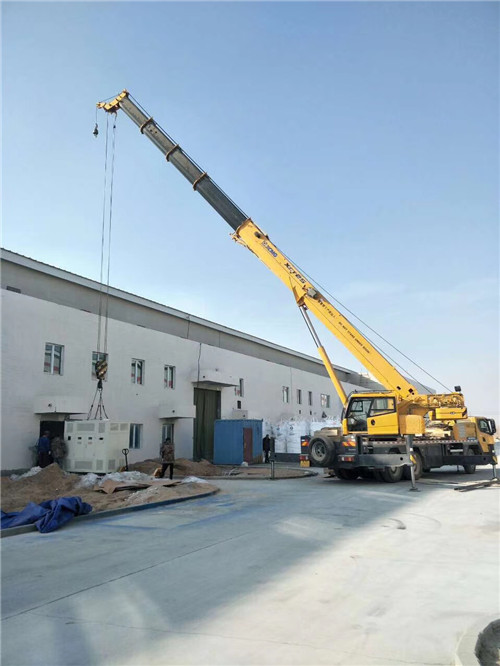 张家口市“超载就喊停”—— 吊车的 “重量保镖” 技术